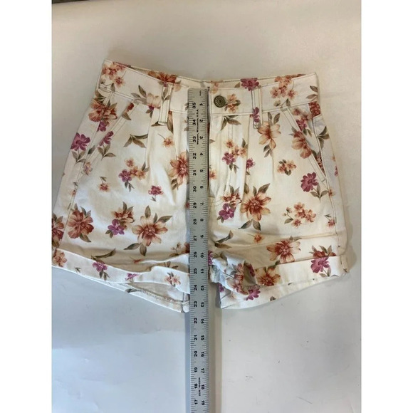 American Eagle Women's Mom Short Floral Mid Rise Denim Cuffed Shorts Size 00 NWT - Picture 12 of 13